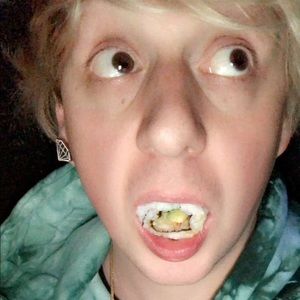 Meet your Posher, Dru